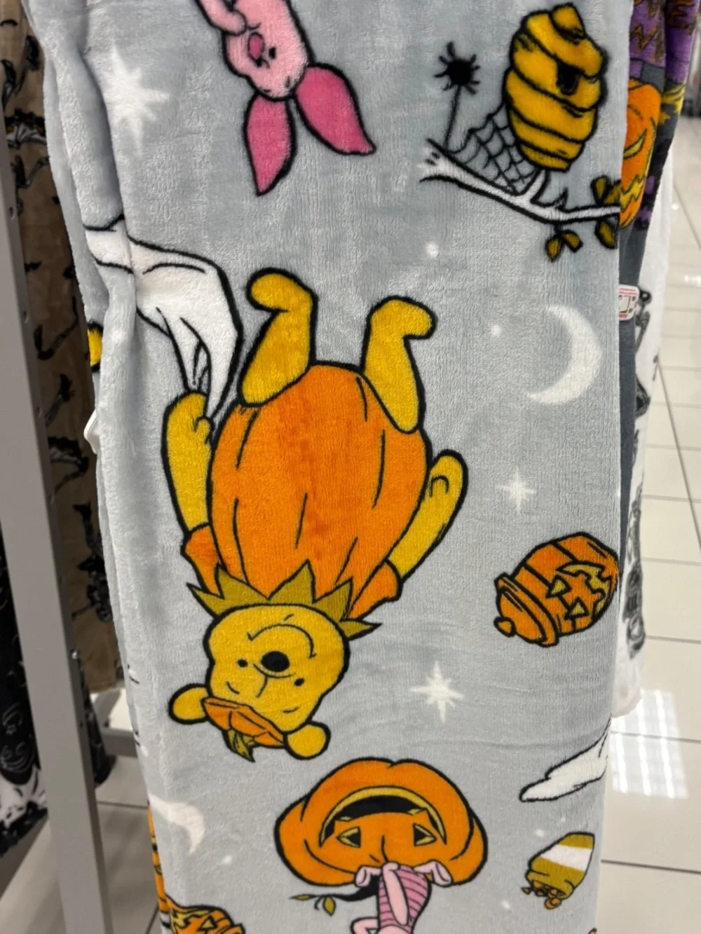 New 2026 disney winnie the pooh halloween plush throw blanket 50x70
